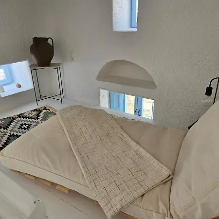 Traditional Mykonos Ano Mera