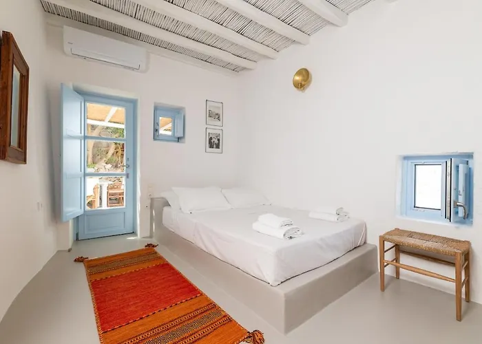 Historic Stone House With Garden - Mykonos Village Vila