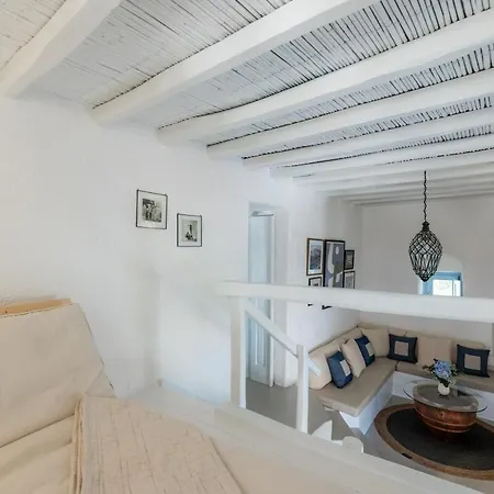 Traditional Mykonos Villa *