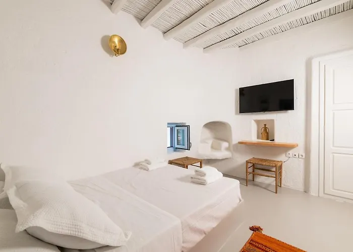 Villa Historic Stone House With Garden - Mykonos Village *