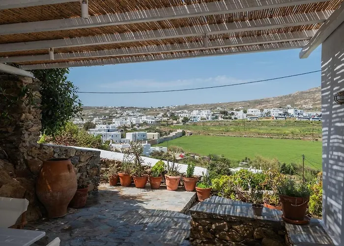 Traditional Mykonos Village House *