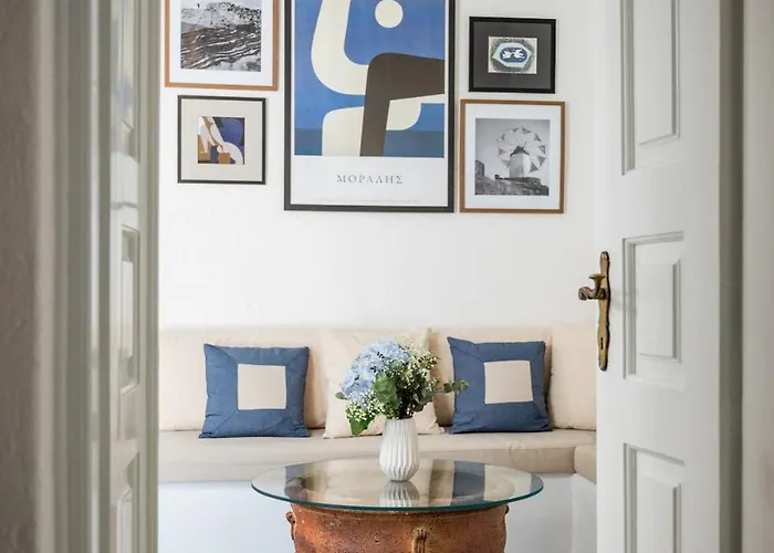 Traditional Mykonos Village House *