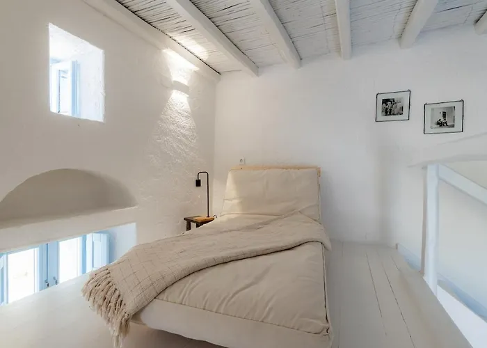 Traditional Mykonos Village House * Ano Mera