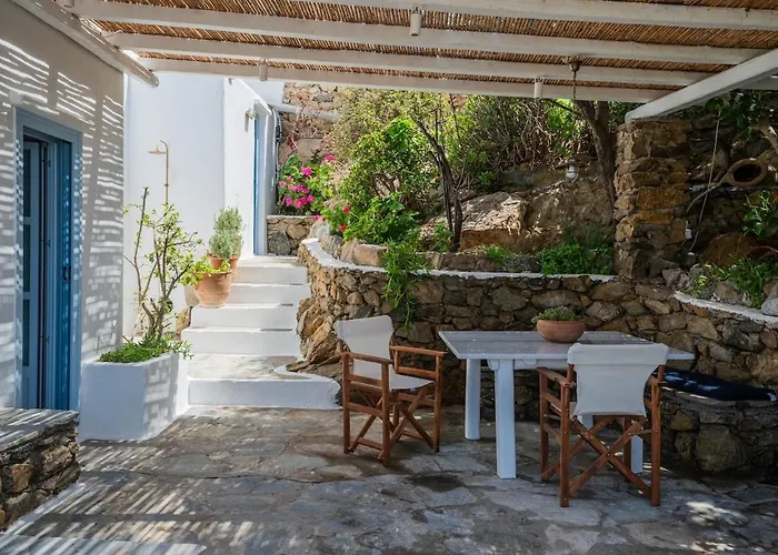 Willa Historic Stone House With Garden - Mykonos Village